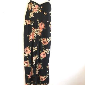 Women’s black floral pants jumper